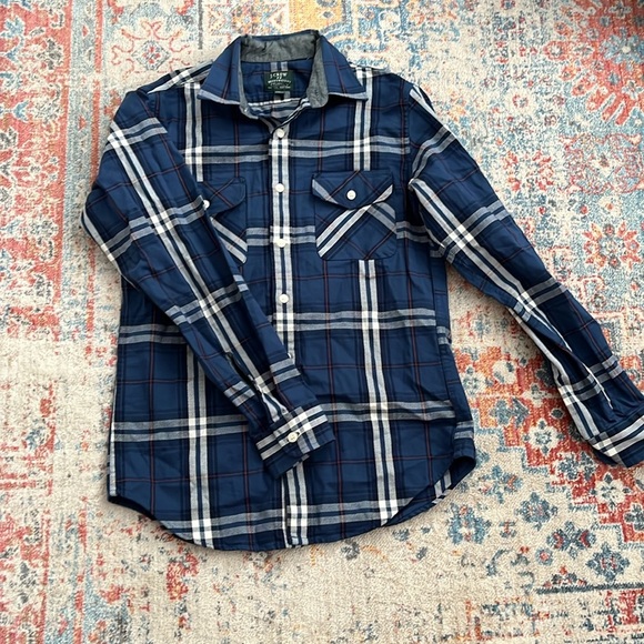 JCrew heavyweight flannel blue plaid button down two pockets - Picture 1 of 5